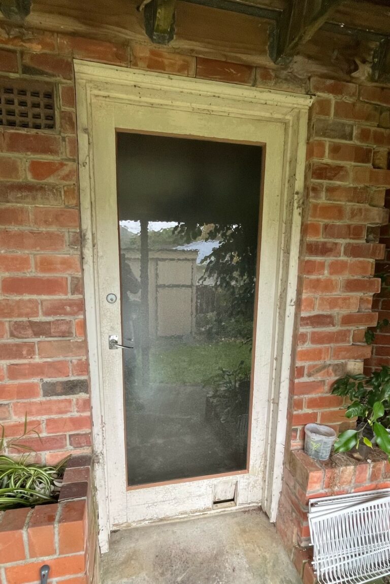 Door Glass Replacement in Mount Roskill